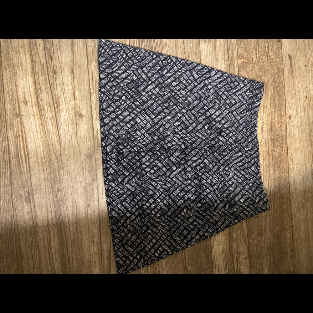 Mini Skirt - Picture 2 of 3
